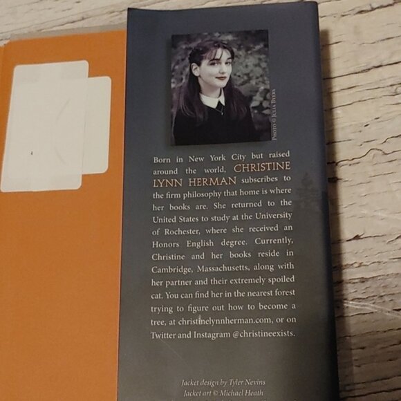 3/$13 The Deck of Omens by Christine Lynn Herman - Picture 5 of 6